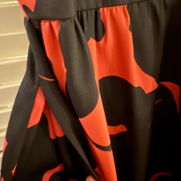 Strappy LOFT Midi dress - Picture 7 of 8